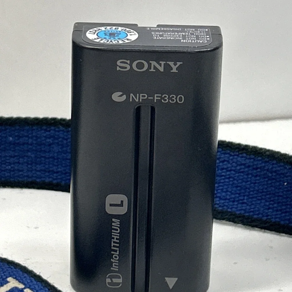 Sony MVC-FD100 ‼️UNTESTED‼️- Inc. Battery And Charger